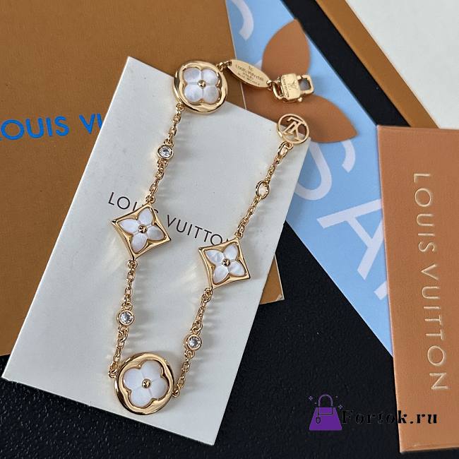 Fortok Louis Vuitton Natural White Pearl Bracelet in Rose Gold - 1