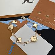 Fortok Louis Vuitton Natural White Pearl Bracelet in Rose Gold - 5