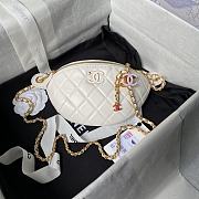 Fortok Chanel 24S Waist Bag White Double C Enamel Buckle AS4113 27cm - 1