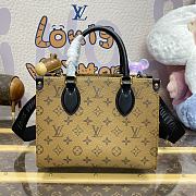 Fortok Louis Vuitton OnTheGo PM Bag With Yellow Duck M47199 25x19x11.5cm - 4