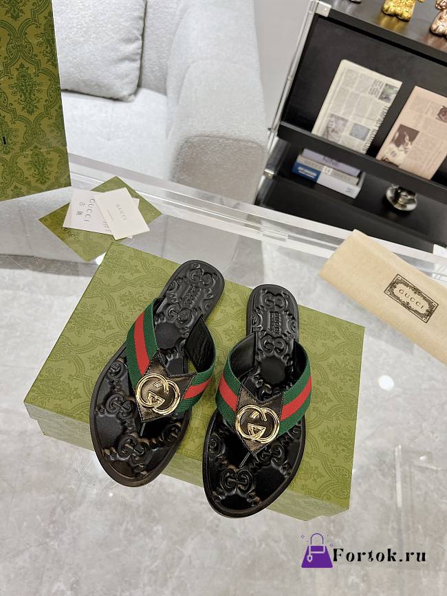 Fortok Gucci GG Thong Green & Red Nylon Web Sandals  - 1