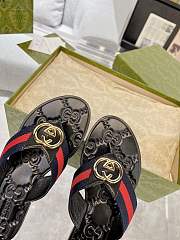 Fortok Gucci GG Thong Dark Blue & Red Nylon Web Sandals - 5