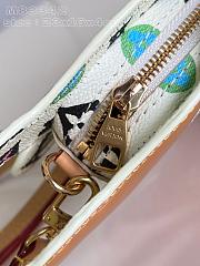 Fortok Louis Vuitton White Dog On Strap M83342 23x16x4cm - 3
