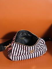 Fortok Chanel Hobo Bag Printed Fabric & Gold Metal Pink & Black AS4698 16x30x10cm - 4