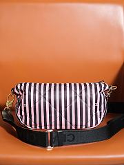 Fortok Chanel Hobo Bag Printed Fabric & Gold Metal Pink & Black AS4698 16x30x10cm - 2
