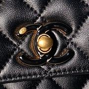 Fortok Chanel 24P Woc Flap Bag Black With Colorful Buckles AP3938 19cm - 2