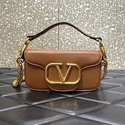 Fortok Valentino Garavani Loco Shoulder Bag Brown 20cm - 1