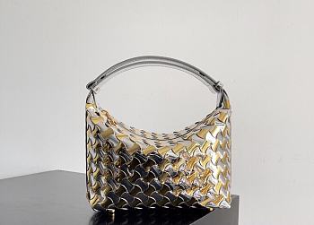 Fortok Bottega Veneta Wallace Shoulder Bag Intrecciato Metallic 22x13x9.5cm