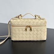Fortok Bottega Veneta Vanity Case Beige 789109 22x12.5x5cm - 1