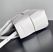 Fortok Bottega Veneta Super Mini Tote Bag White 20x7x13cm - 5