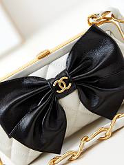 Fortok Chanel Black Bow Bag in White AP4027 14x21x5cm - 4