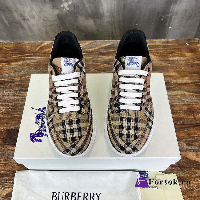 Fortok Burberry Rangleton Checkered Sneakers Beige  - 1
