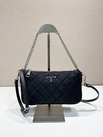 Fortok Prada Underarm Bag Black 1BH026 25x14x6.5cm