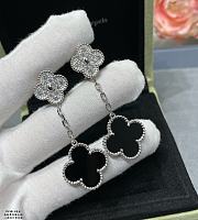 Fortok Van Cleef & Arpels Black Agate & Diamond Two-flower Four-leaf Clover Earrings - 2