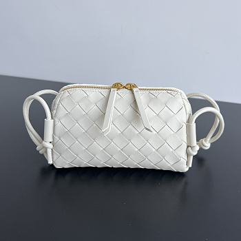 Fortok Bottega Veneta Intrecciato 15 Concert Pouch White 18.5x11.5x8.5cm