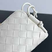 Fortok Bottega Veneta Intrecciato 15 Concert Pouch White 18.5x11.5x8.5cm - 3