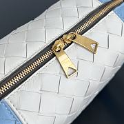Fortok Bottega Veneta Small Loop Camera Bag Blue & White 796612 22x15.5x9cm - 4