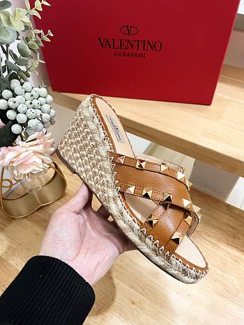 Fortok Valentino Garavani Lace-up Wedge Sandals Brown