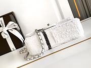 Fortok Chanel 24B White Grid Sequin Bag 20x13x6cm - 5