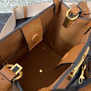 Fortok Valentino Garavani Alltime Small Handbag In Brown Grainy Calfskin 19x17x14cm - 6