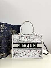 Fortok Dior Book Tote White Embroidery with Black and Red Je Vous Adore Motif and White Calfskin 36.5x28x16.5cm - 1