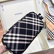 Fortok Burberry Black Off Check Shoulder Bag 26.5x 13.5x46.5cm - 3