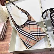 Fortok Burberry Brown Off Check Shoulder Bag 26.5x 13.5x46.5cm - 1