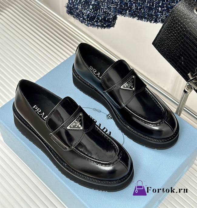 Fortok Prada Classic Triangle Logo Loafers Black - 1