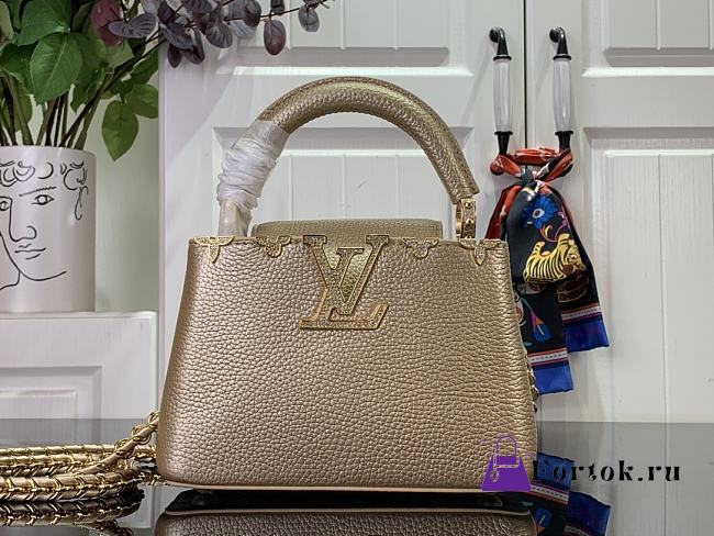 Fortok Louis Vuitton Capucines Nano Bag Gold M24583 21x14x8cm - 1