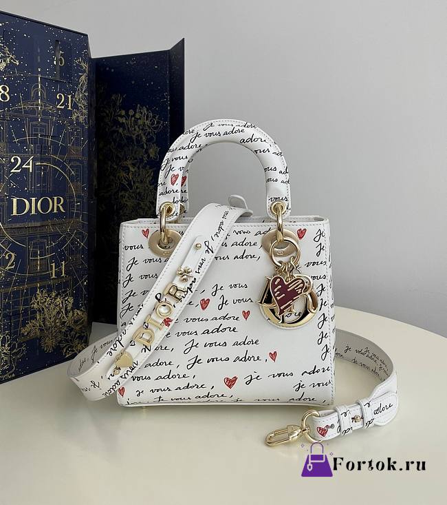 Fortok Dior Dioramour Lady My ABCDior Bag White Calfskin with Black&Red Je Vous Adore Print 20x8x17cm - 1