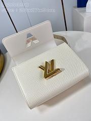 Fortok Louis Vuitton Twist Shadow Monogram Shoulder Strap Bag White M23390 23x17x9.5cm - 2