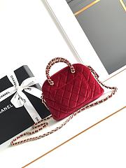 Fortok Chanel 24B Shell Bag Red Velvet 11x16x5.5cm - 3