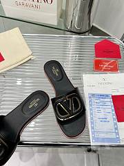 Fortok Valentino Vlogo Cut-Out Calfskin Slides Black - 2