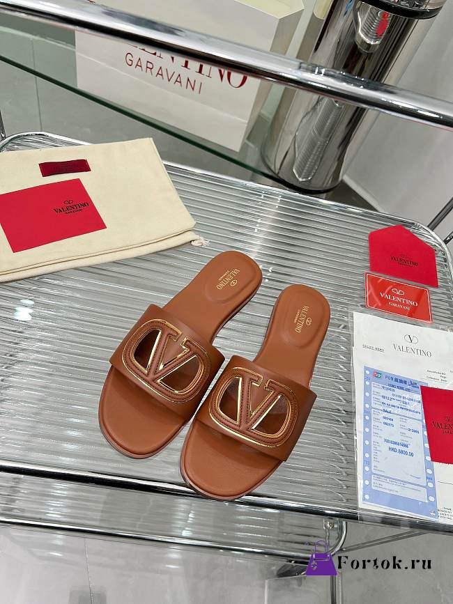 Fortok Valentino Vlogo Cut-Out Calfskin Slides Brown - 1