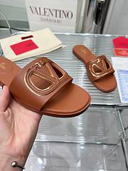 Fortok Valentino Vlogo Cut-Out Calfskin Slides Brown - 6