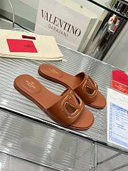 Fortok Valentino Vlogo Cut-Out Calfskin Slides Brown - 2