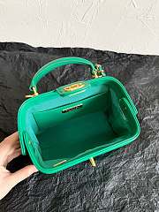 Fortok Chanel Mini Bag With Handle Shiny Green Lambskin 18×7×13.5cm - 6