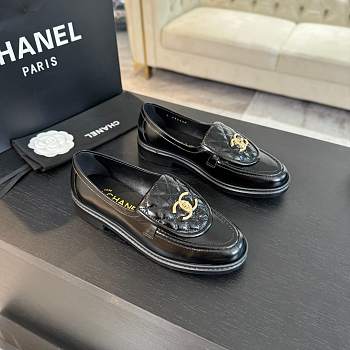 Fortok Chanel Black Quilted Leather Classic Loafers 