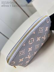 Fortok Louis Vuitton Pochette Cosmétique PM Pouch Gray M12440 19x12x6cm - 3