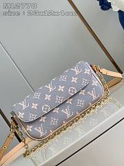 Fortok Louis Vuitton Wallet on Chain Ivy Gray M12778 23x12x4cm - 1