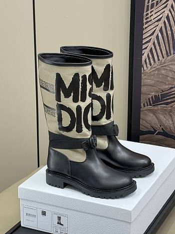 Fortok Dior D-Major Boot Warm Taupe Technical Canvas with Black Miss Dior Graffiti Print and Black Calfskin