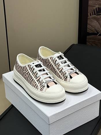 Fortok Dior Sneaker Embroidered Cotton with Pale Pink Miss Dior Allover Motif