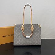 Fortok Louis Vuitton OnTheGo MM Bag Trianon Gray M12415 35x27x14cm - 1