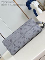 Fortok Louis Vuitton  OnTheGo Handbag Gray M12465 25x19x11cm - 2