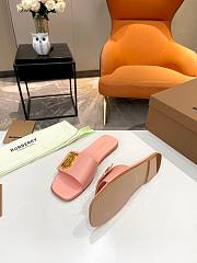 Fortok Burberry Philippa Monogram Pink Leather Sandals - 2