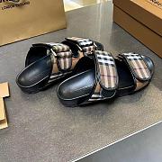 Fortok Burberry Vintage Check Pattern Sandals - 6