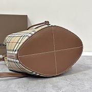 Fortok Burberry Beige Mini Bucket Bag 16x26x26cm - 2