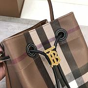 Fortok Burberry Brown Mini Bucket Bag 16x26x26cm - 4