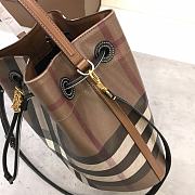 Fortok Burberry Brown Mini Bucket Bag 16x26x26cm - 5