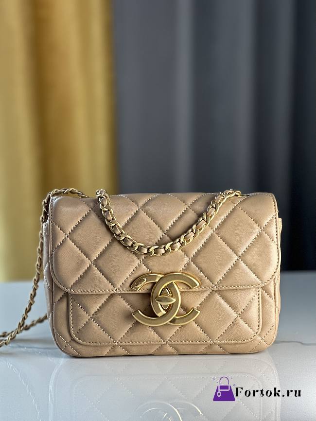 Fortok Chanel 24b Double C Logo Flap Bag Beige 13.5x19x7cm - 1